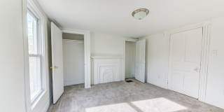 Available JULY- 2 Bedrooms, Yard, New Kitchen, New Shower, New Floors - Easy Access! Gallery 11