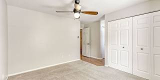 Students Welcome! Move In Special-$200 Off 1st Months Rent! Fantastic & Classy 2-Bed 2-Bath Ranch-Style 2nd Floor Condo Gallery 22