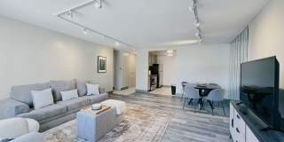 Bushnell on the Park Gallery 33