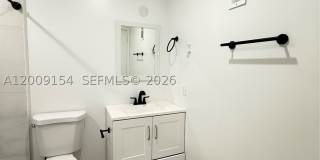10016 Winding Lake Rd Gallery 19