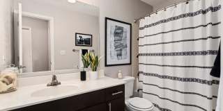 University Ridge Apartments Gallery 15