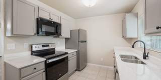 NEWLY-REMODELED 3-BEDROOM HOME IN HERITAGE SUBDIVISION Gallery 13