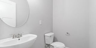 Golf Club Ln - 1625 Gallery 40