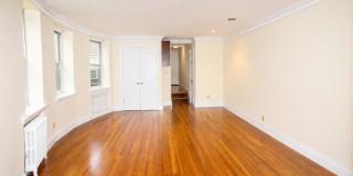 34 West 76th Street Gallery 3