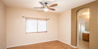 44629 W Santa Fe Avenue Gallery 11
