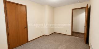3557-3563 NE Independence Cir Gallery 14