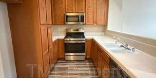 8120 Crystal Walk Circle Gallery 12