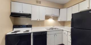 Camelot Village Apartments Gallery 41