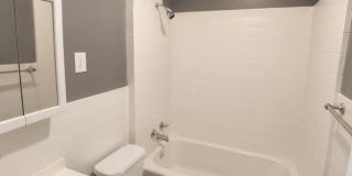 12602 Locke Avenue - Lower 12602 Locke Avenue - Lower Gallery 6