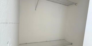 2221 NE 37th Ter Gallery 25