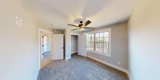 Beautifully Upgraded Home with Large Eat-In Kitchen And Spacious Primary Suite Gallery 18