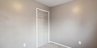 $1,300 - 3 bedroom 1 bath Gallery 16