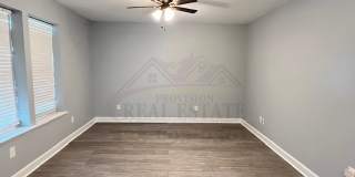 1707 S Beech St Gallery 7