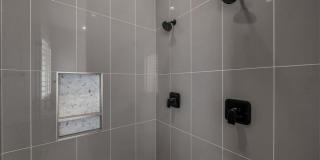 Custom 6 Bedroom Home in Great Location. Gallery 20