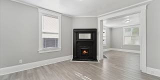 Large 3BR/1BA Downtown House For Rent Gallery 3