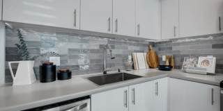 Martingale Gallery 16