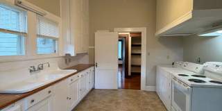 Beautiful downtown quad. 1 and 2 bed units available now. Pets allowed. Gallery 51