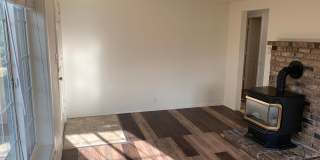 ~2 Bedroom House in Winston~ Gallery 1