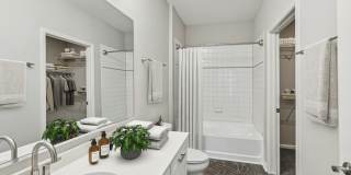 Nav850 at Olde Towne Gallery 7