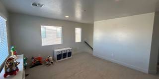 Charming 4 Bd, 2.5 bath in spacious home! Gallery 26