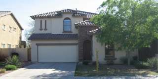 5 Bed 4 Bath Beautiful Gilbert Home - Gated Community On Golf Course Gallery 1