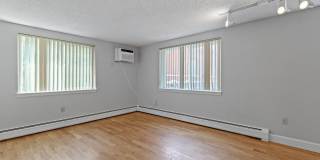 Lincoln Park Apartments Gallery 10