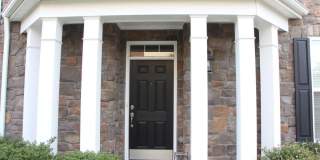 42387 TRELLIS Square Gallery 2
