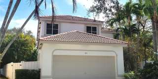 723 Juniper Ln Gallery 1