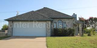 Spacious Corner Lot Killeen Home with Fruit-Bearing Backyard Trees Gallery 1