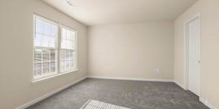 1 KARENDALE Court Gallery 37