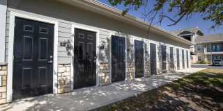 Esperanza Gallery 50