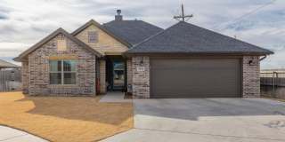 7811 86th 3Bed/2Bath Gallery 1
