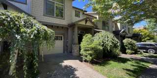 Beautifully Updated Bethany Townhome with Private Backyard and Modern Finishes Gallery 3
