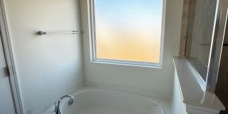 End-Unit Cornelius Townhome | 3BR + Flex Room | Fenced Courtyard | Near Birkdale & Greenway Gallery 14