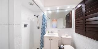 1310 Jackson St Gallery 6