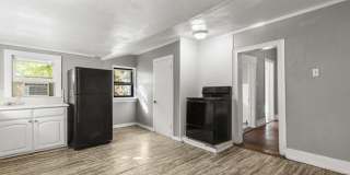 427 Sherman Street Gallery 2