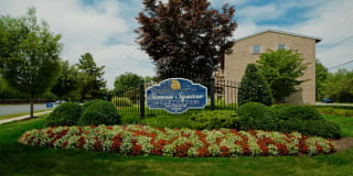 Severn Square Gallery 14