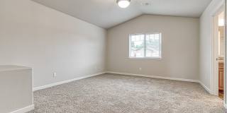 3 Bedroom/2.5 Bath With Fenced Backyard, W/D Included, and AC! 3 Bedroom/2.5 Bath With Fenced Backyard, W/D Included, and AC! Gallery 12