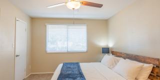 1047 E Alameda Dr Gallery 22