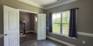 Beautiful 4 Bed 2.5 Bath Home in North Fayetteville Gallery 12
