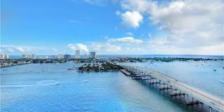 2640 Lake Shore Dr Gallery 1