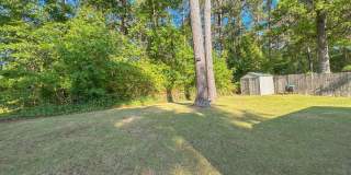 Coming Soon! 3 Bedroom 2 Bathroom-Dogs okay! Gallery 22