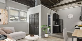 Bainbridge Lofts Gallery 1