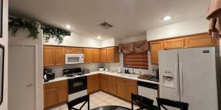 BEAUTIFUL 2 Bedroom 2 Bath Home Gallery 14