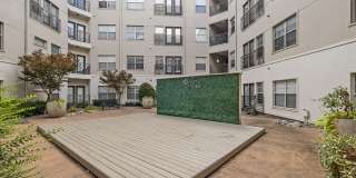 5 Mockingbird Gallery 36