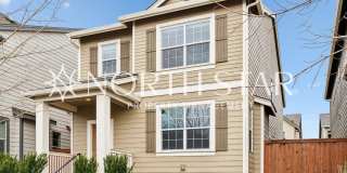 Vaulted Ceilings, Modern Finishes & Easy Living Gallery 3