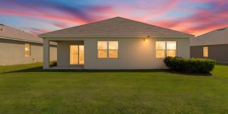 For Rent: Lakefront 4-Bedroom 2-Bathroom Home in Lakeside Palms Gallery 10