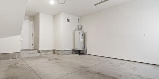 Ash & River Gallery 18