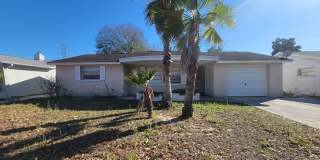 Spacious 2 Bedroom / 2 Bathroom Home with Bonus Living Area  Garage! Gallery 1