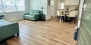 700 Bayshore Dr Gallery 1